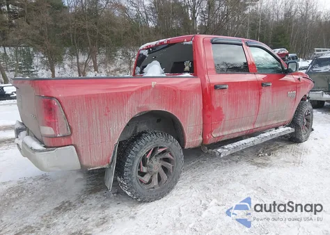 2022 Ram 1500 Classic Slt 4X4 5'7 Box z USA, uszkodzony, nr VIN 1C6RR7LG5NS209154